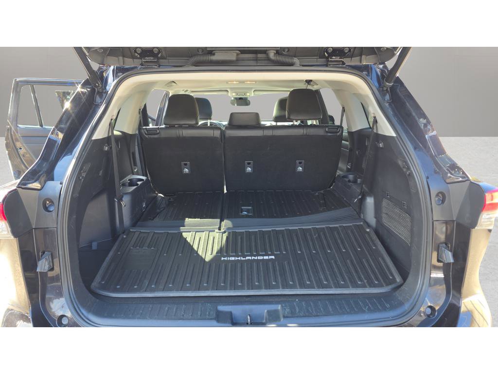 Used 2022 Toyota Highlander XLE image 20