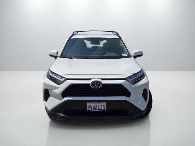 Used 2025 Toyota RAV4 LE AWD/4WD image 2
