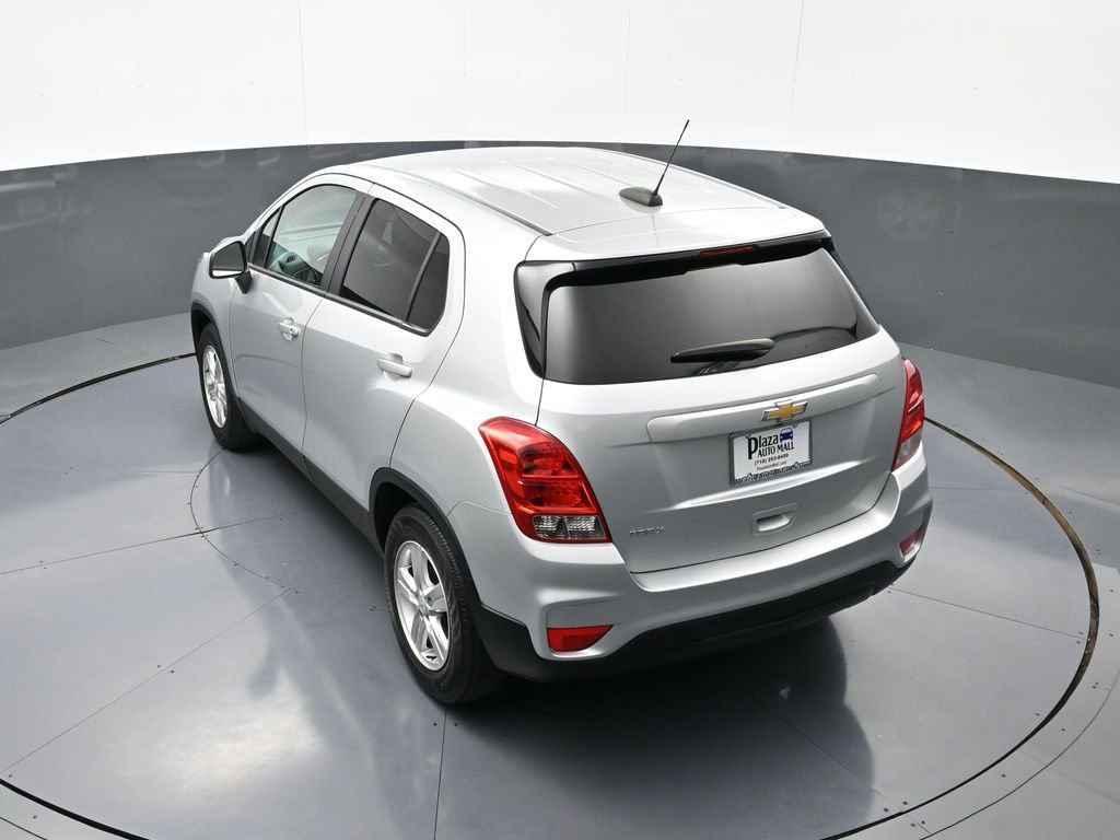 Used 2020 Chevrolet Trax LS w/ Tint and Cruise Package FWD image 37