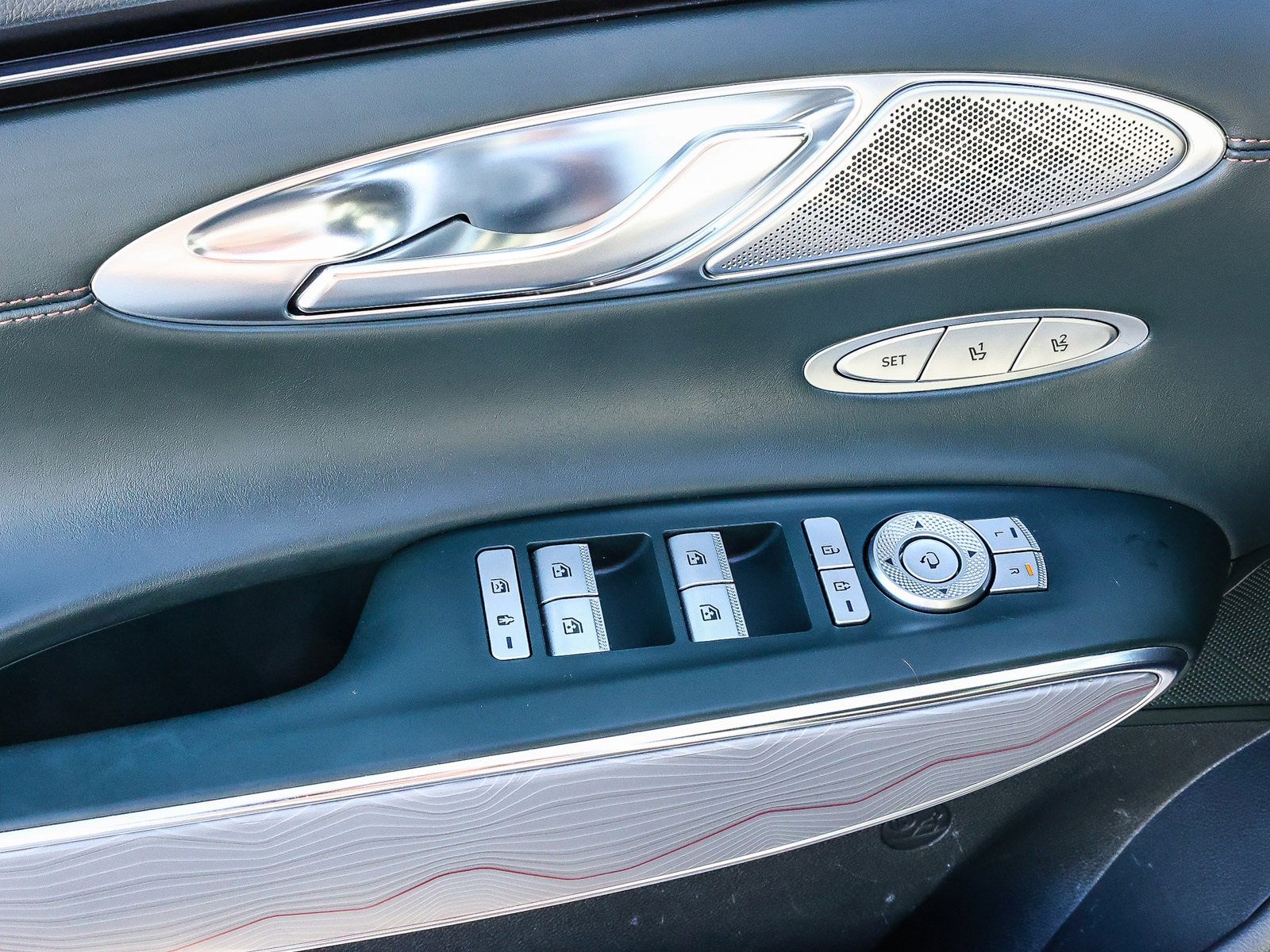 Used 2023 Genesis GV70 2.5T w/ Advanced Package image 22