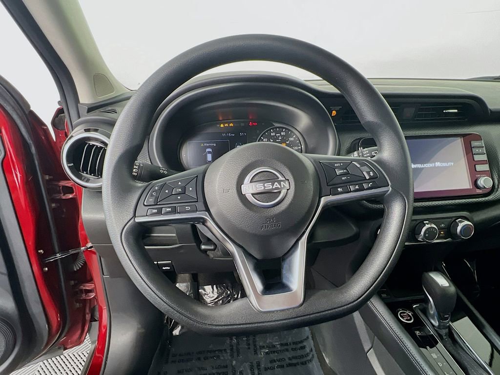 Used 2024 Nissan Kicks SV image 9