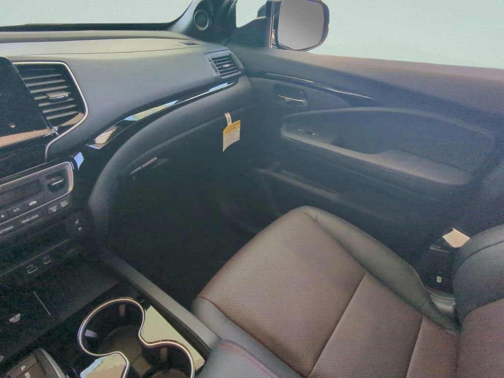 New 2026 Honda Ridgeline Black Edition image 16