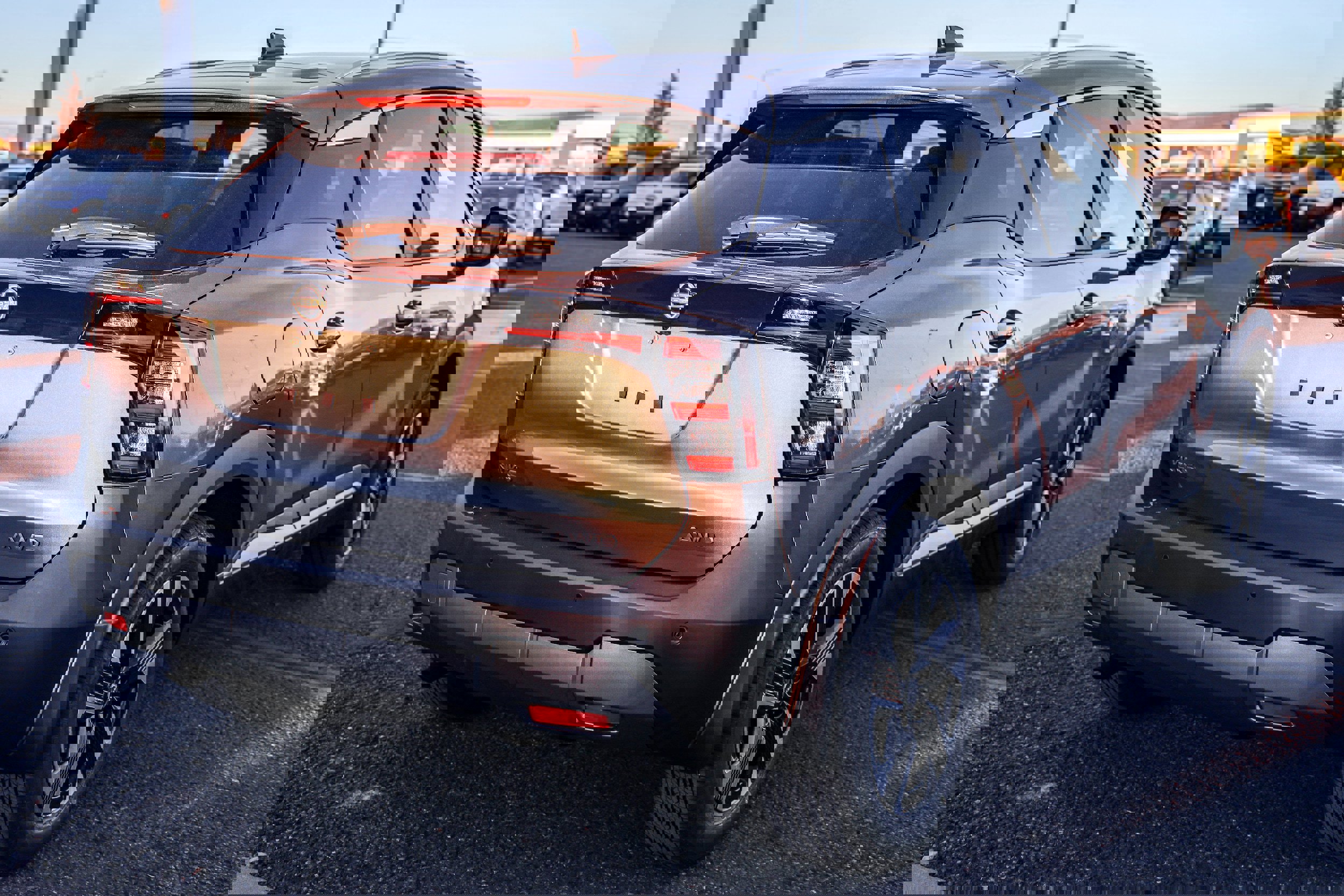 New 2026 Nissan Kicks SV w/ SV Premium Package image 4