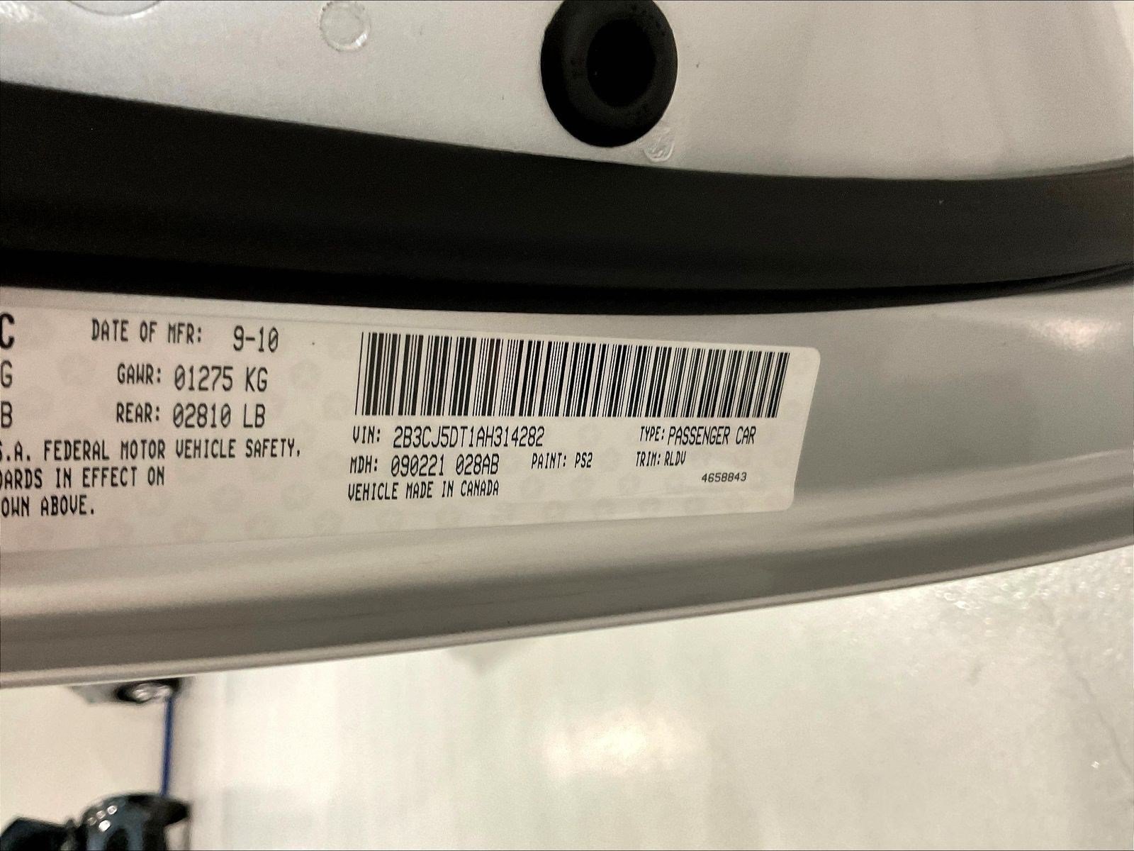 Used 2010 Dodge Challenger R/T RWD image 14