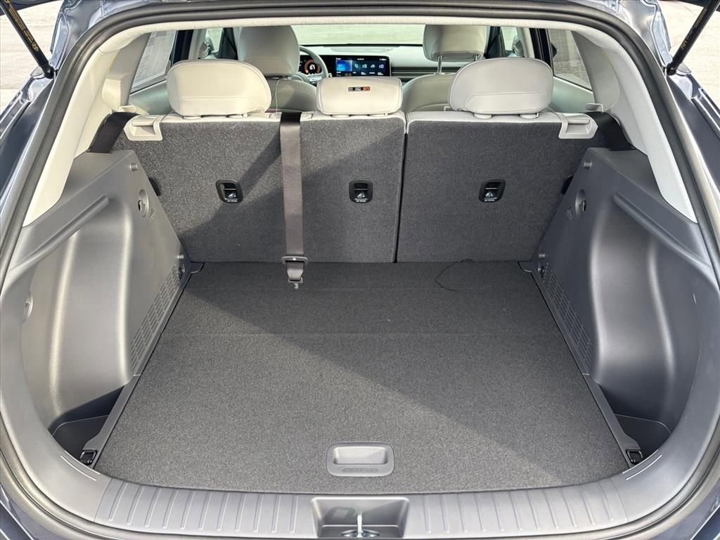 New 2026 Hyundai Kona SEL Premium FWD image 3