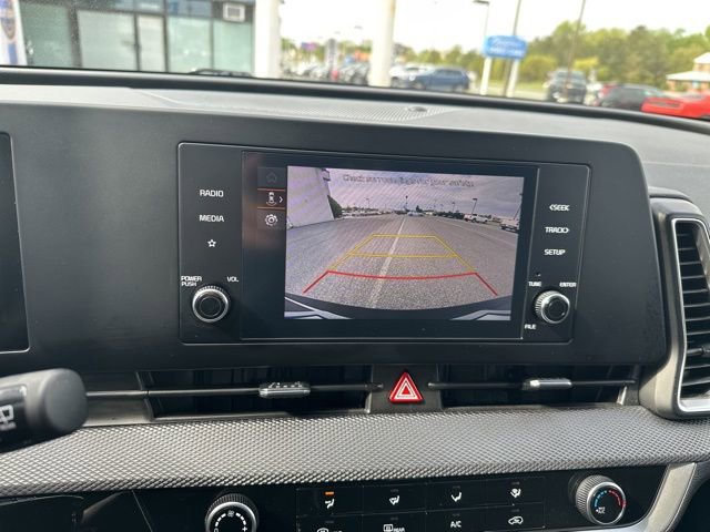 Used 2024 Kia Sportage LX AWD/4WD image 33