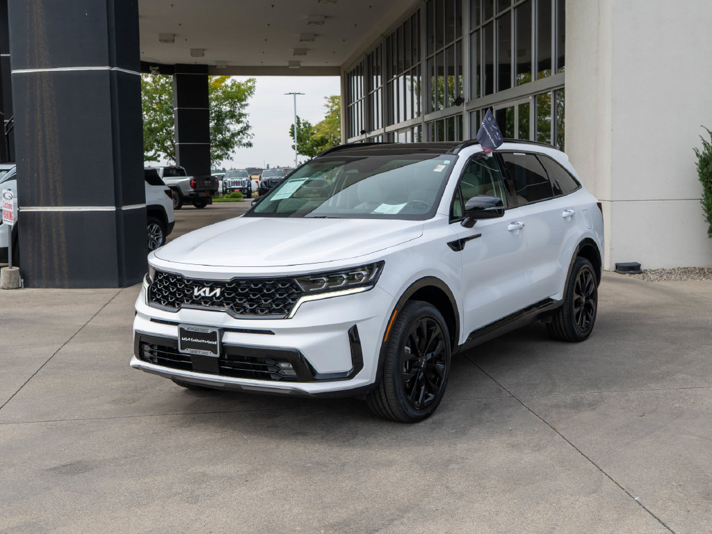 Certified 2023 Kia Sorento SX AWD/4WD image 3