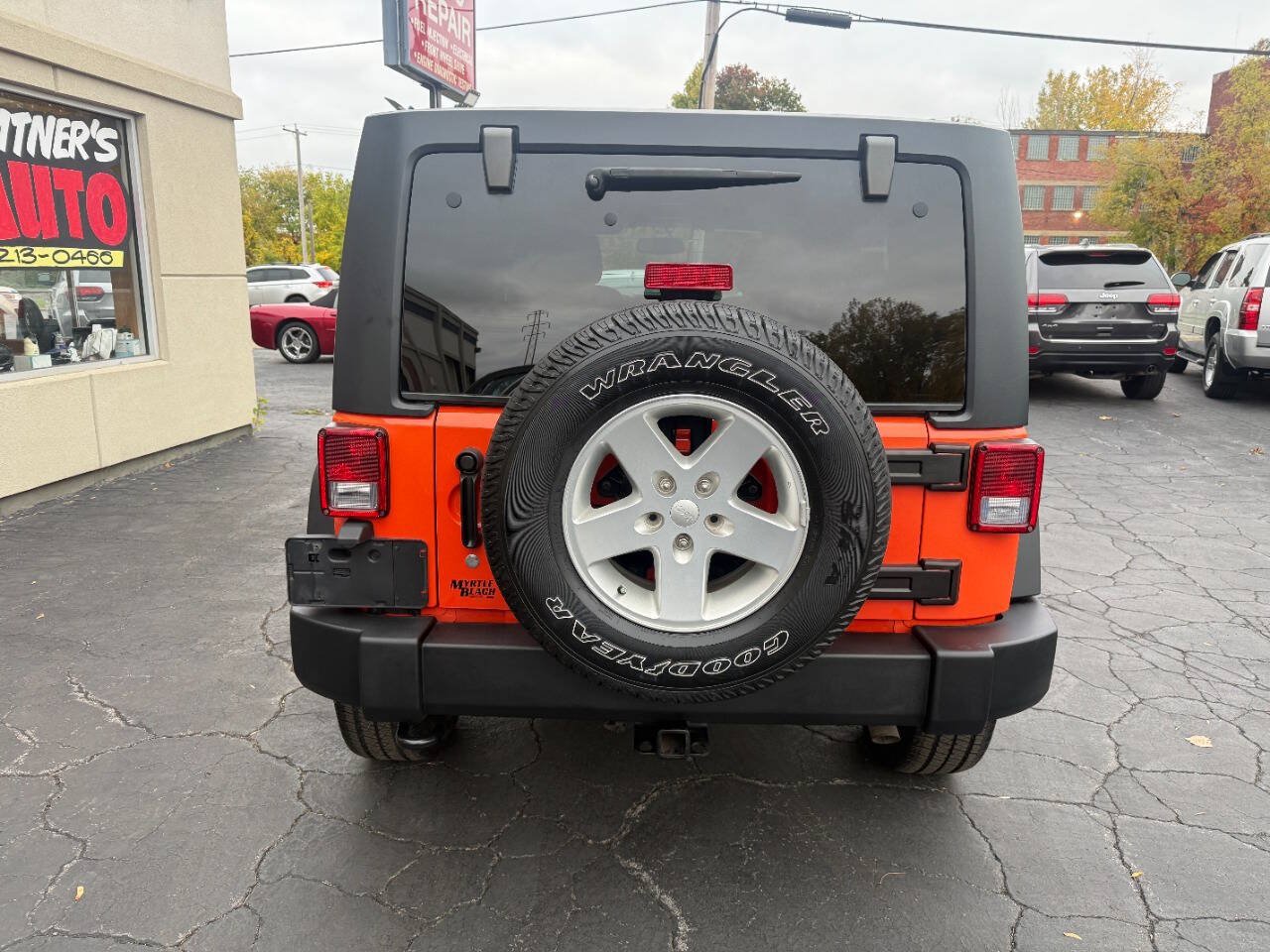 Used 2015 Jeep Wrangler Unlimited Sport w/ Quick Order Package 24S AWD/4WD image 5