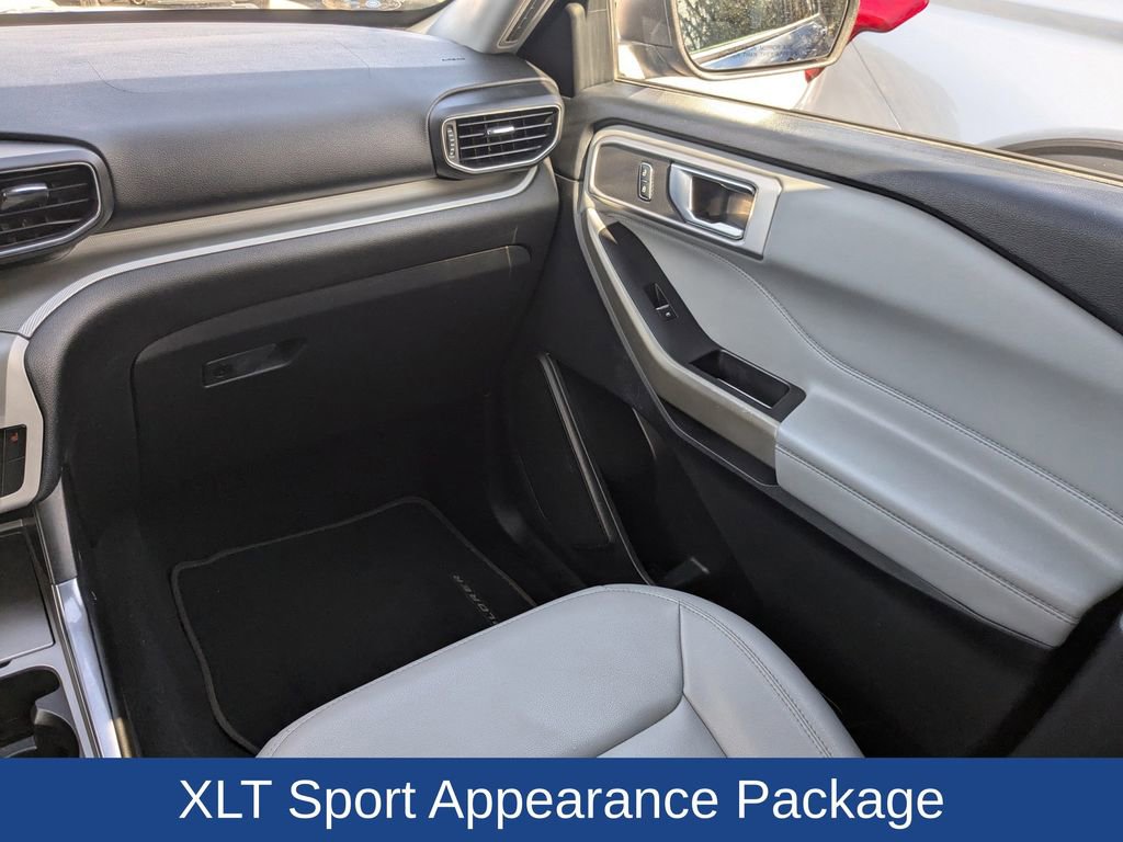 Used 2021 Ford Explorer XLT image 19