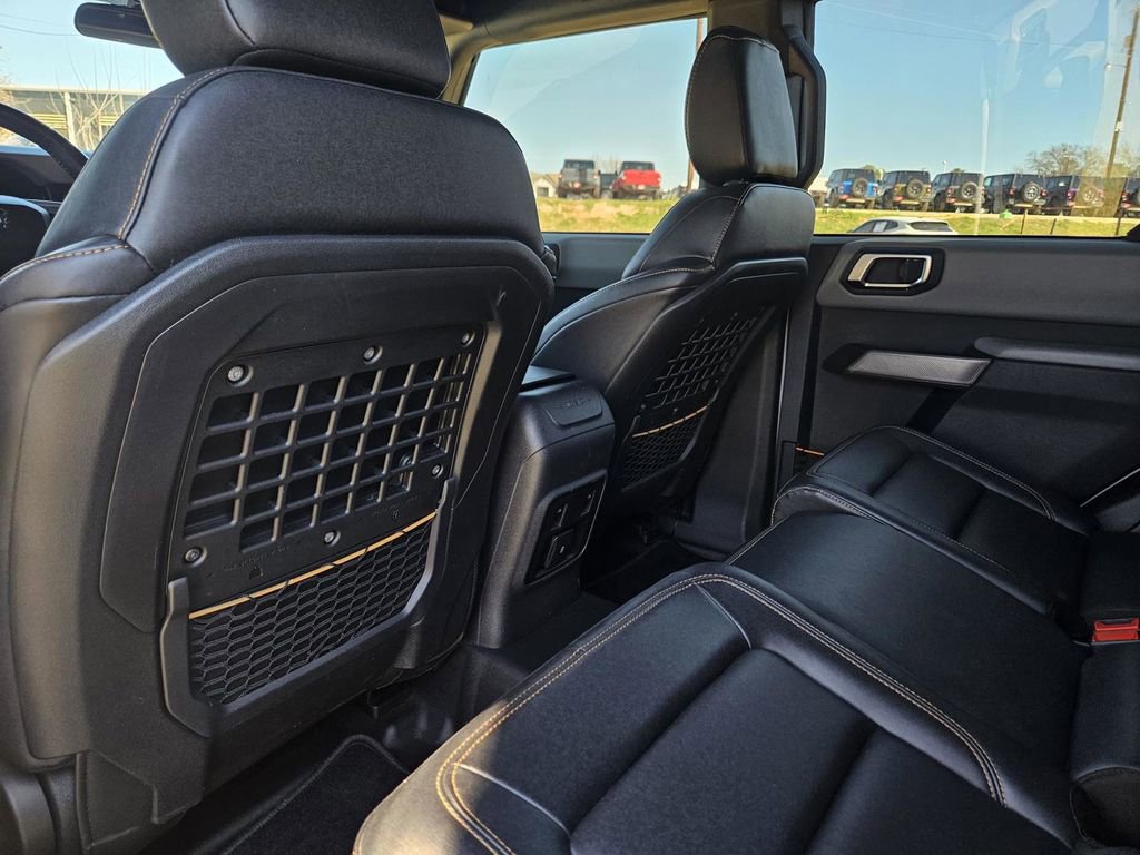 Used 2023 Ford Bronco Badlands w/ Sasquatch Package image 31