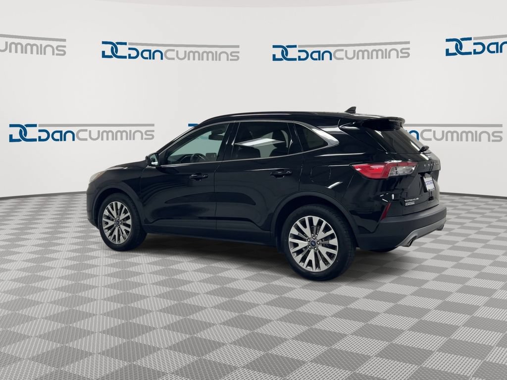 Used 2022 Ford Escape Titanium AWD/4WD image 6