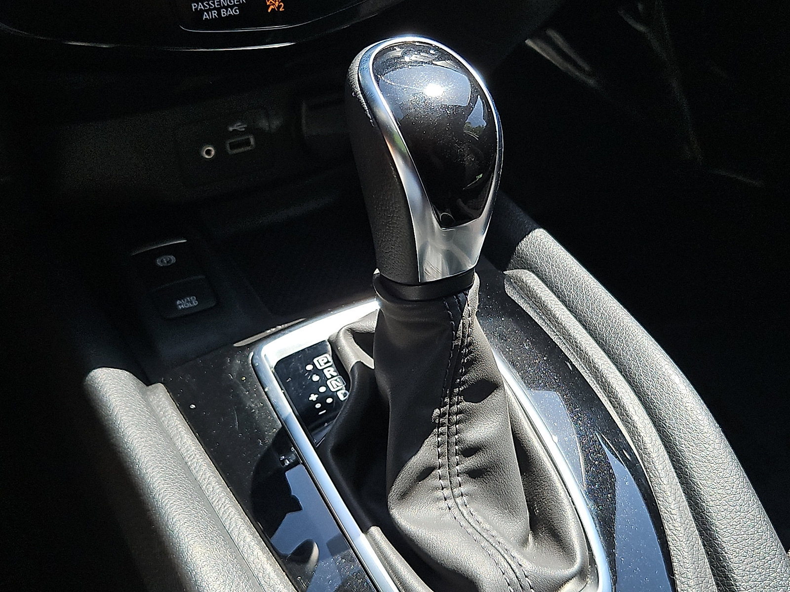 Certified 2019 Nissan Rogue SV w/ Premium Package AWD/4WD image 14