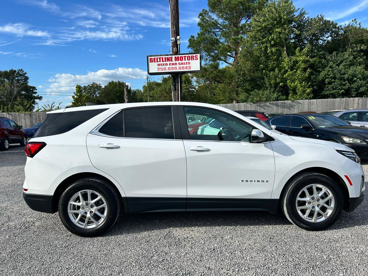 Used 2022 Chevrolet Equinox LT FWD image 3