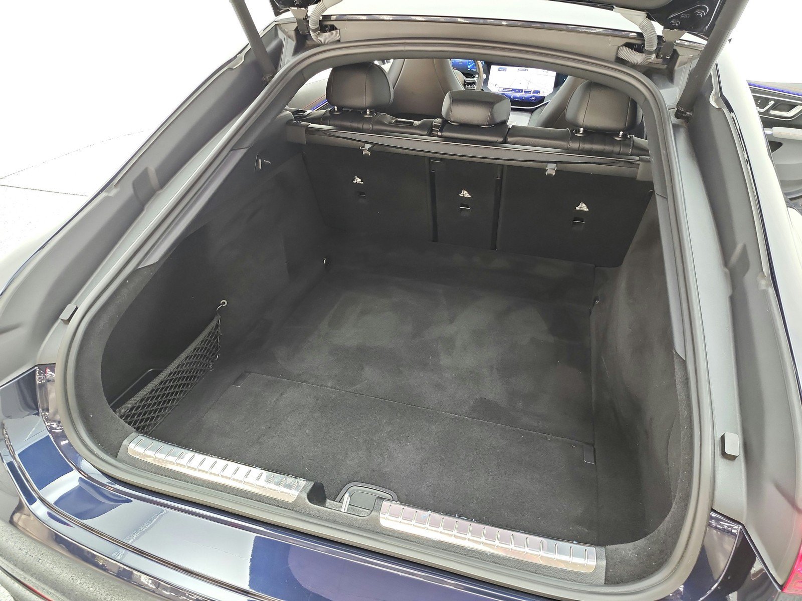 Certified 2022 Mercedes-Benz EQS 580 4MATIC Sedan image 21