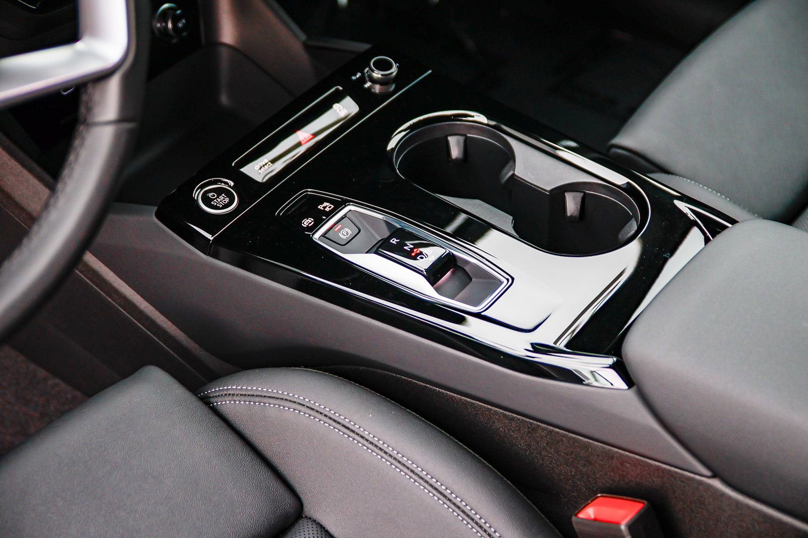 Certified 2025 Audi Q6 e-tron Premium Plus w/ Premium Plus image 22