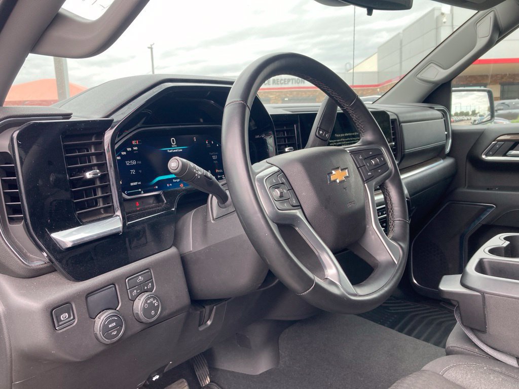 Used 2026 Chevrolet Silverado 1500 LT RWD image 9