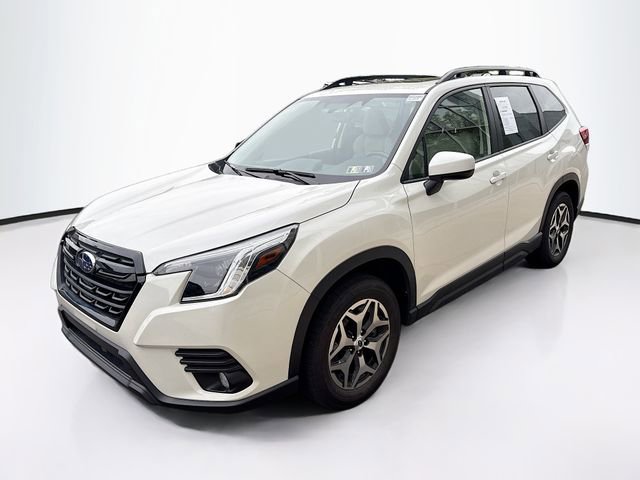 Certified 2023 Subaru Forester Premium AWD/4WD image 4