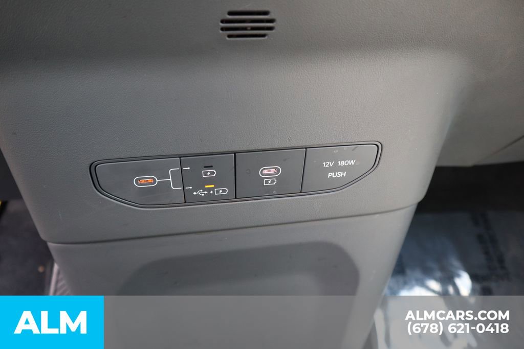 Used 2024 Kia EV9 Light Long Range RWD image 37