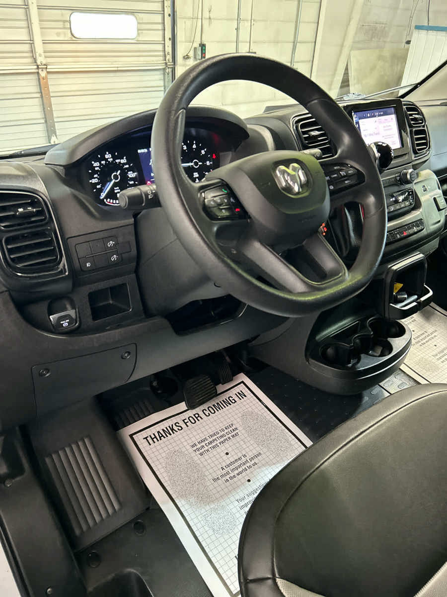 Used 2024 RAM ProMaster 2500 w/ Convenience Group FWD image 8