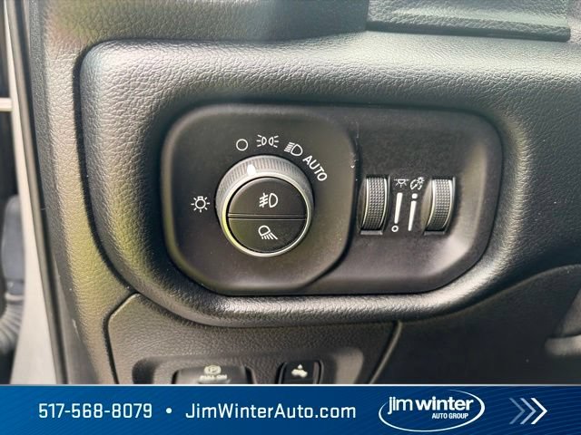 Used 2019 RAM 1500 Laramie AWD/4WD image 24