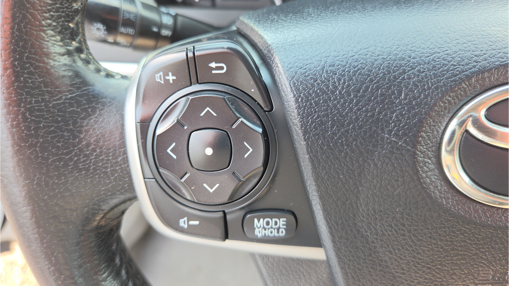 Used 2013 Toyota Camry XLE w/ Leather Pkg FWD image 66