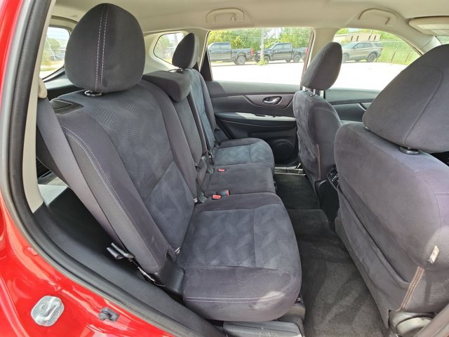 Used 2016 Nissan Rogue S AWD/4WD image 18
