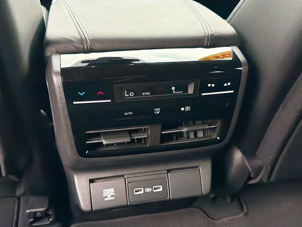 Used 2023 Acura MDX FWD image 20