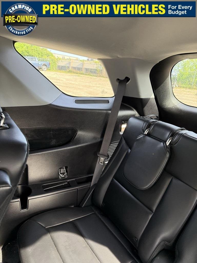 Used 2021 Ford Explorer XLT w/ Equipment Group 202A image 19