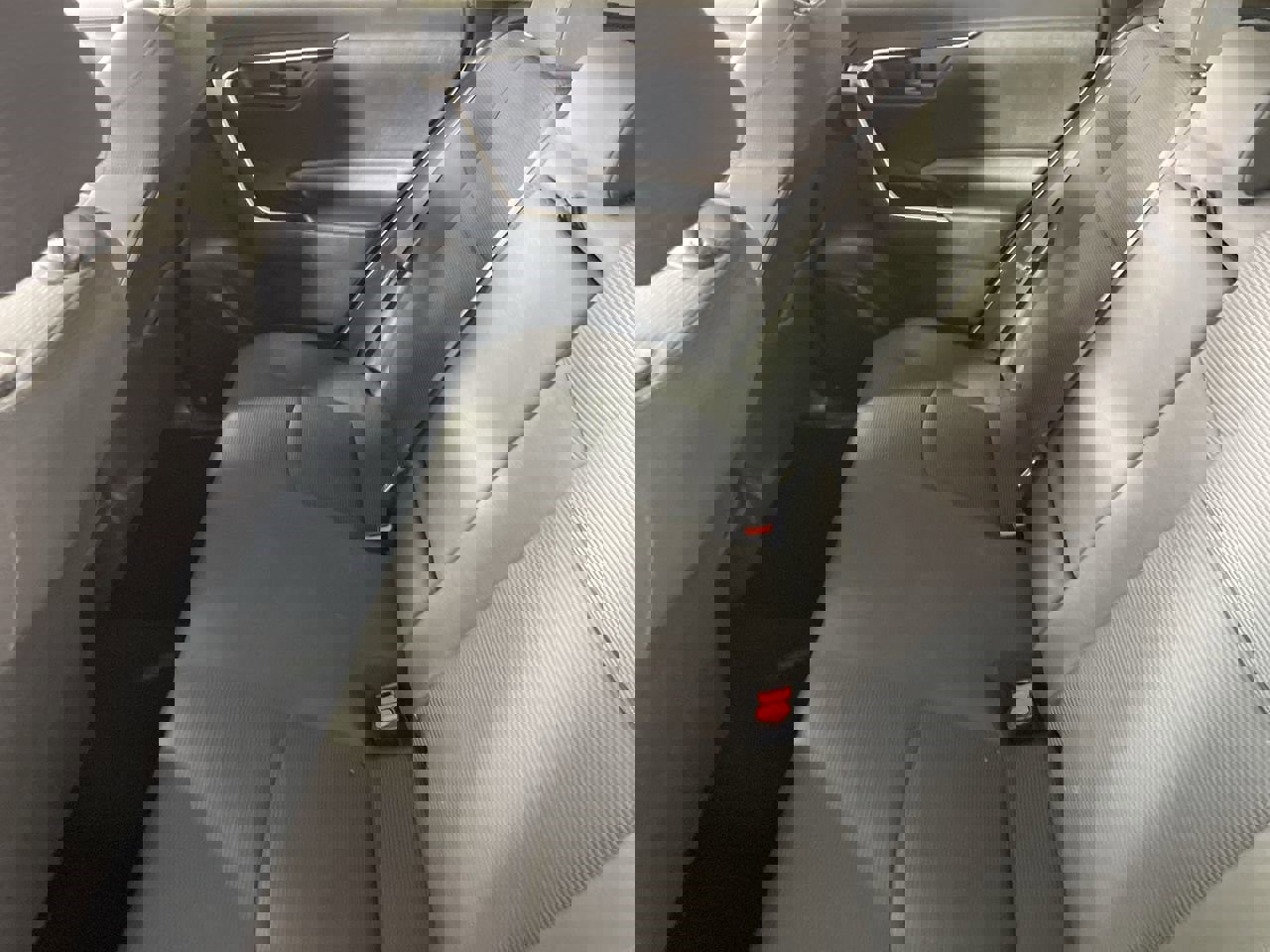 Used 2024 Toyota RAV4 LE image 23