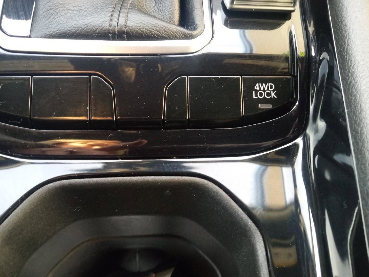 Used 2024 Jeep Compass Limited image 15