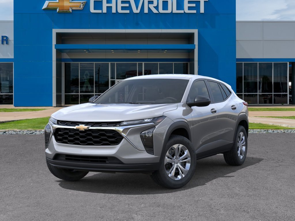 New 2026 Chevrolet Trax LS w/ Driver Confidence Package FWD image 6