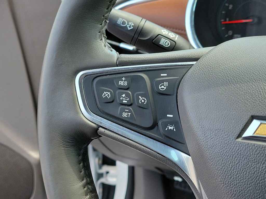 Used 2018 Chevrolet Malibu Premier w/ Premier Sun and Wheel Package FWD image 30