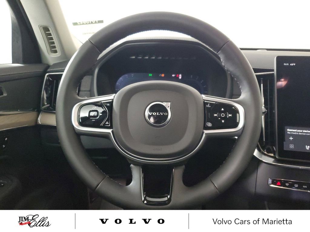New 2025 Volvo XC90 B6 Core w/ Climate Package image 17