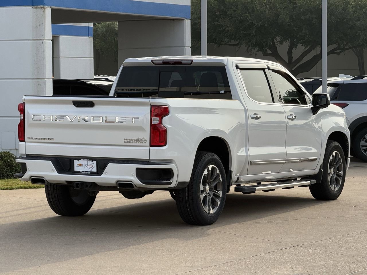 Used 2022 Chevrolet Silverado 1500 High Country RWD image 4