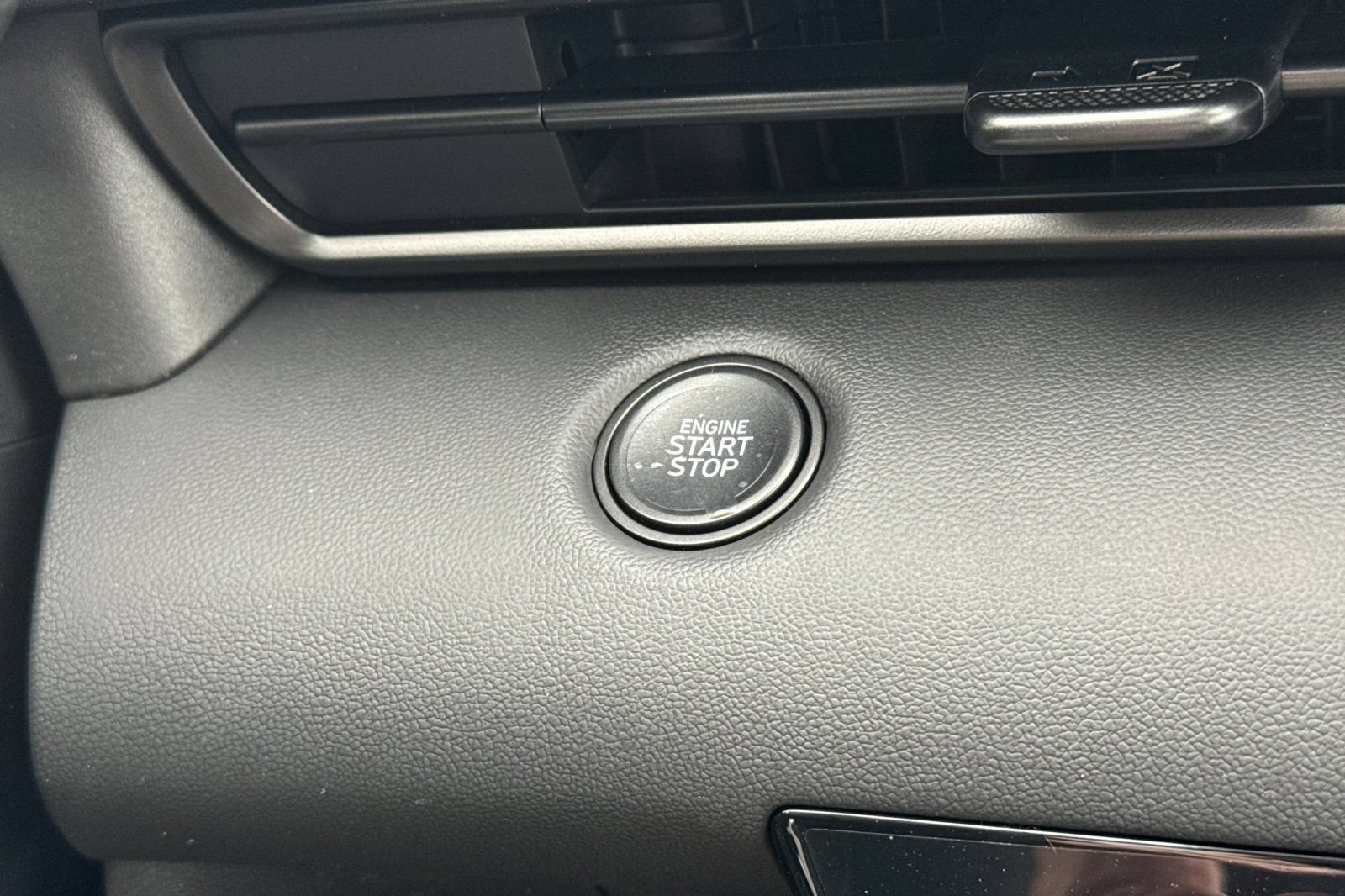 Certified 2026 Hyundai Elantra SEL Sport FWD image 24