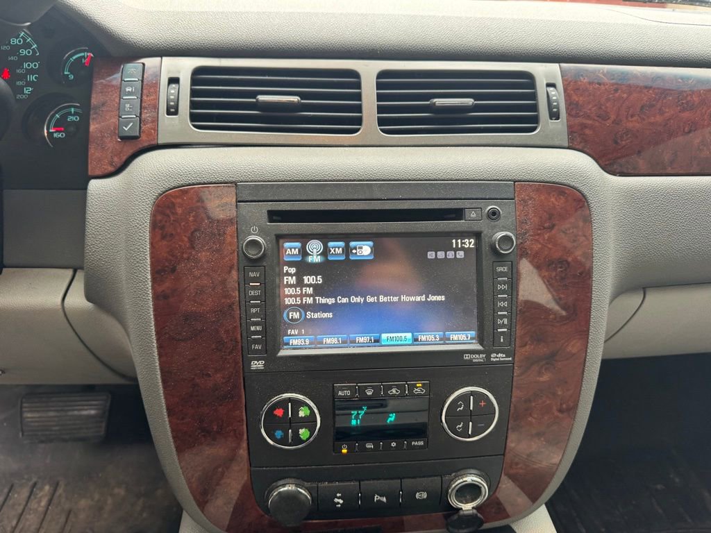 Used 2013 Chevrolet Silverado 3500 LTZ w/ LTZ Plus Package image 21