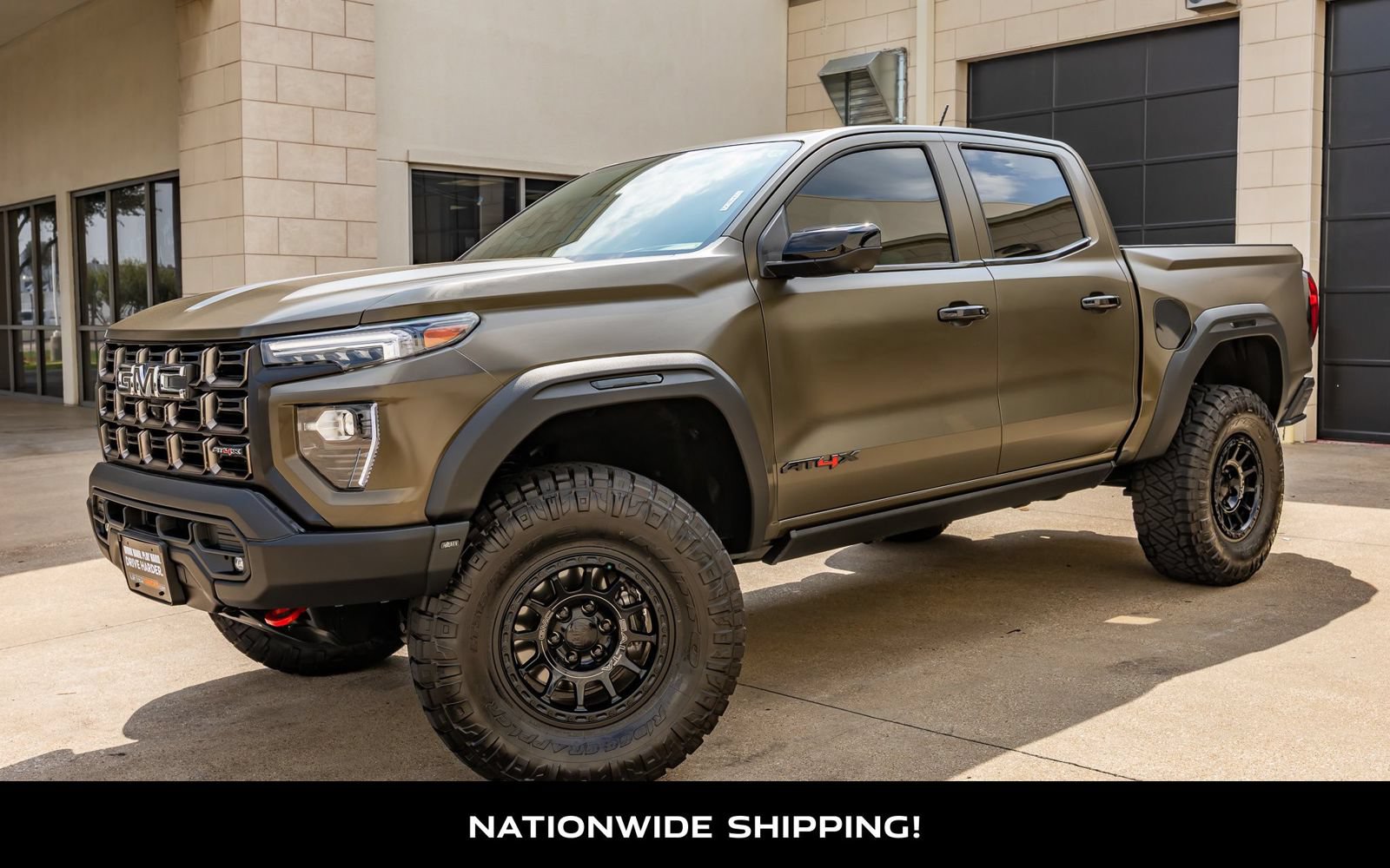 Used 2024 GMC Canyon AT4X w/ AT4X AEV Edition AWD/4WD image 4