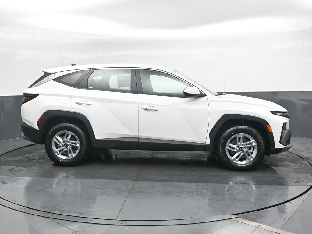 New 2026 Hyundai Tucson SE AWD/4WD image 3