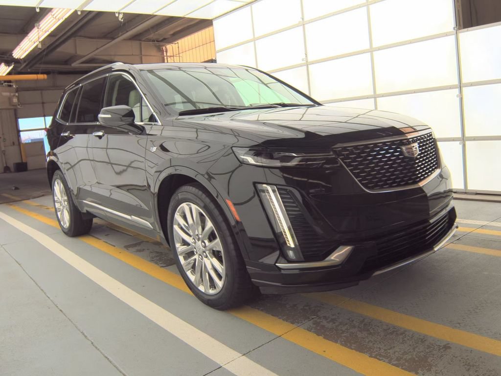 Used 2024 Cadillac XT6 Premium Luxury w/ LPO, Floor Liner Package AWD/4WD image 3