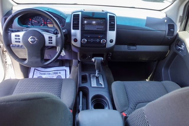 Used 2018 Nissan Frontier SV RWD image 4
