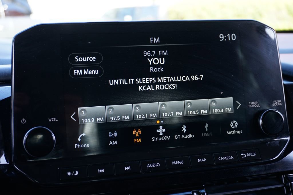 Used 2025 Nissan Pathfinder SL image 27