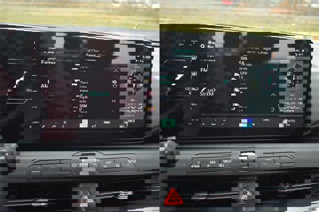 New 2025 Kia K4 EX image 24