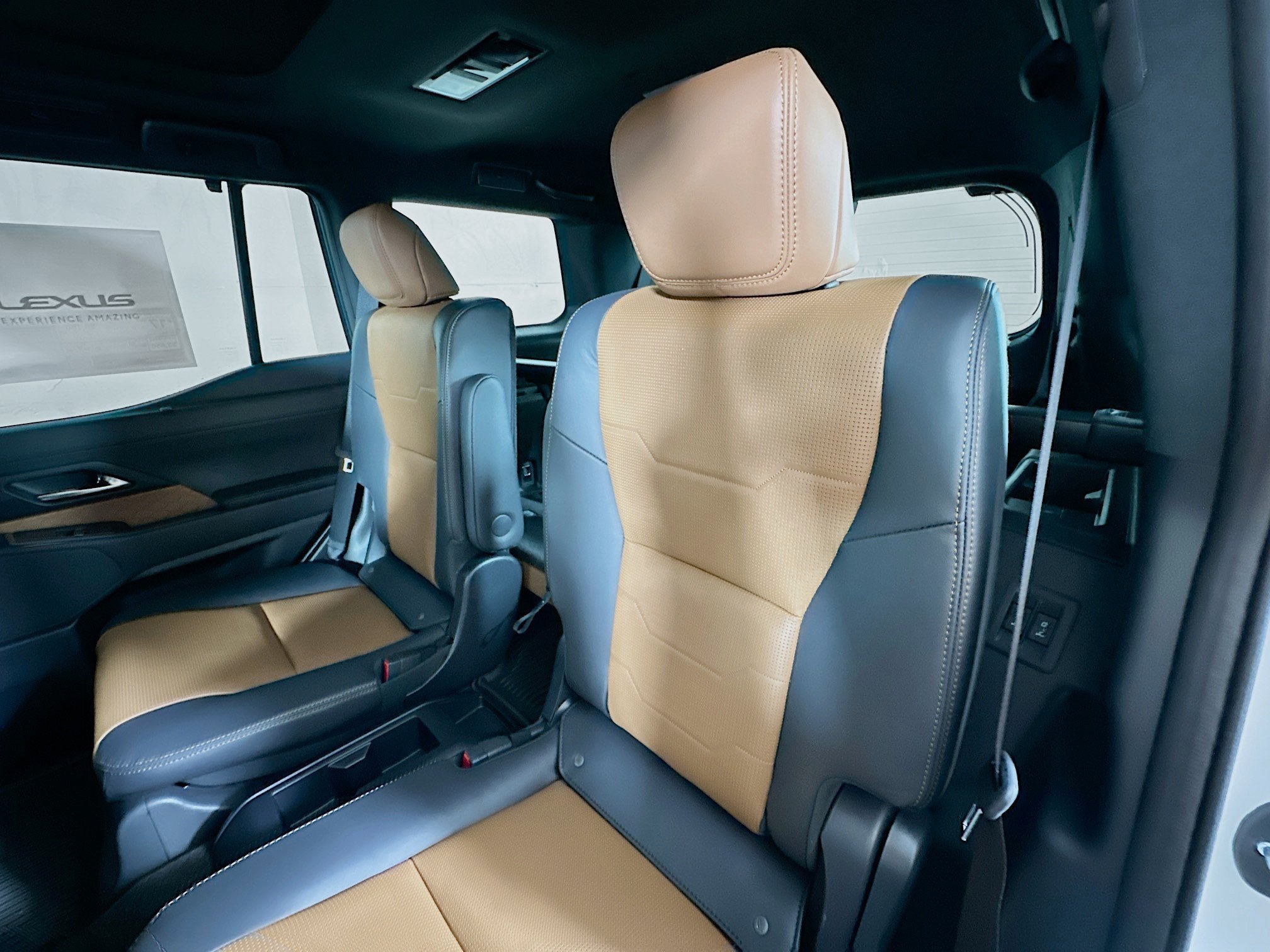 New 2026 Lexus GX 550 w/ Accessory Package (2T) AWD/4WD image 24