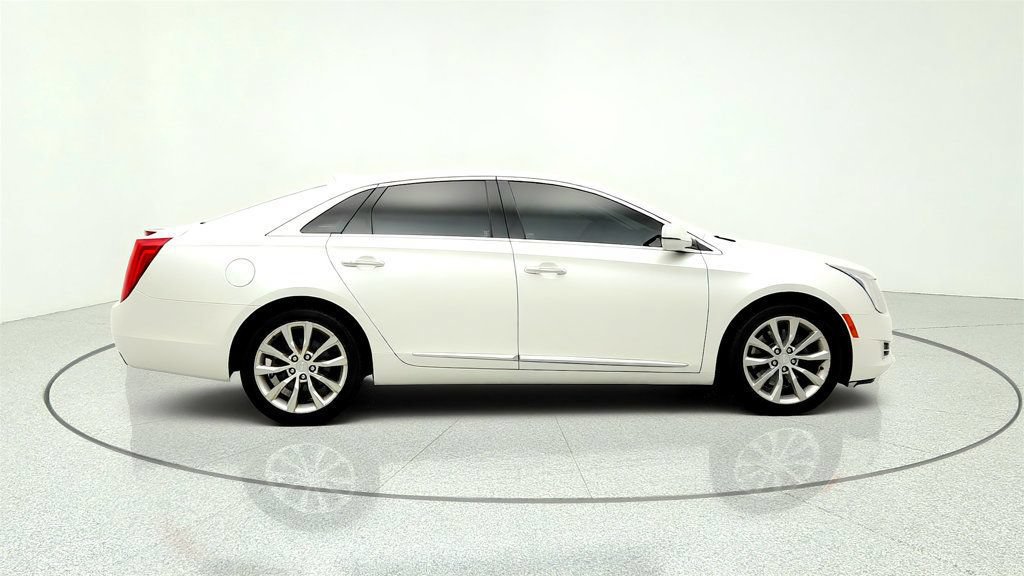 Used 2017 Cadillac XTS Luxury AWD/4WD image 4