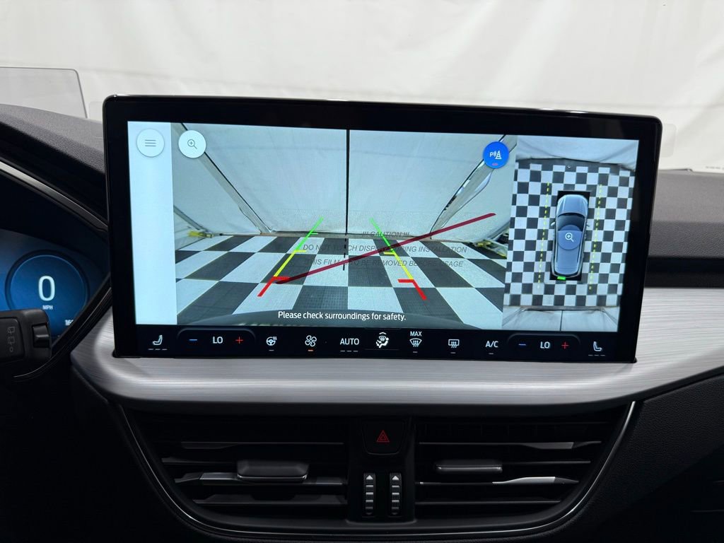 New 2025 Ford Escape SE w/ PHEV Premium Package image 37