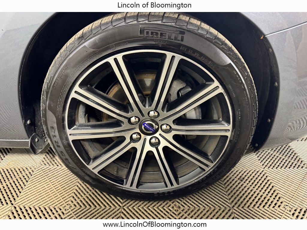 Used 2018 Volvo S60 T5 Inscription w/ Technology Package image 13