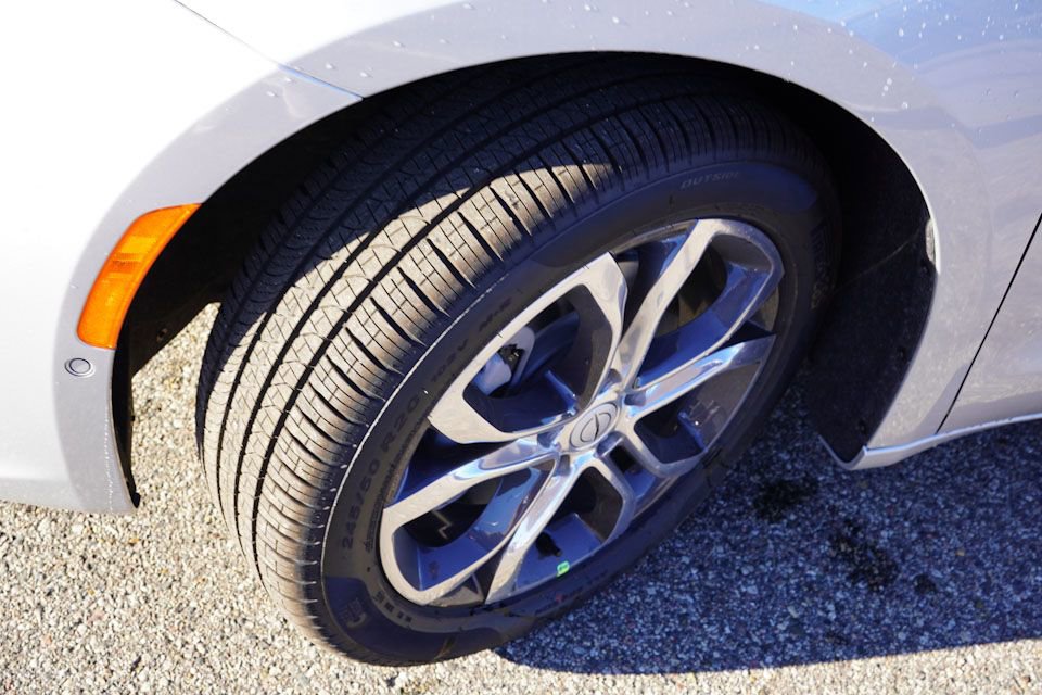 New 2026 Chrysler Pacifica Pinnacle image 9