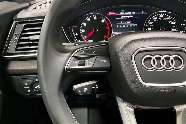 Used 2023 Audi Q5 2.0T Premium w/ Convenience Package AWD/4WD image 14