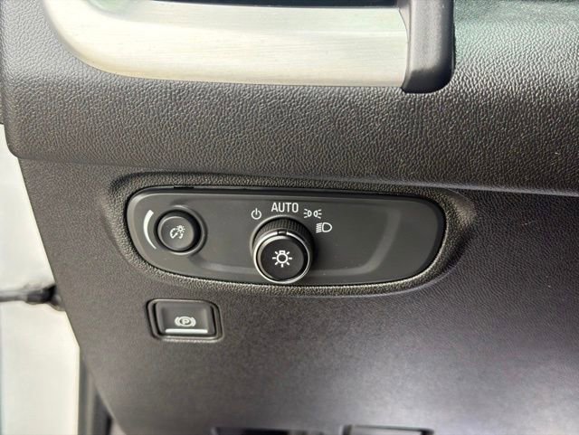 Used 2018 GMC Terrain SLE w/ Driver Convenience Package FWD image 36