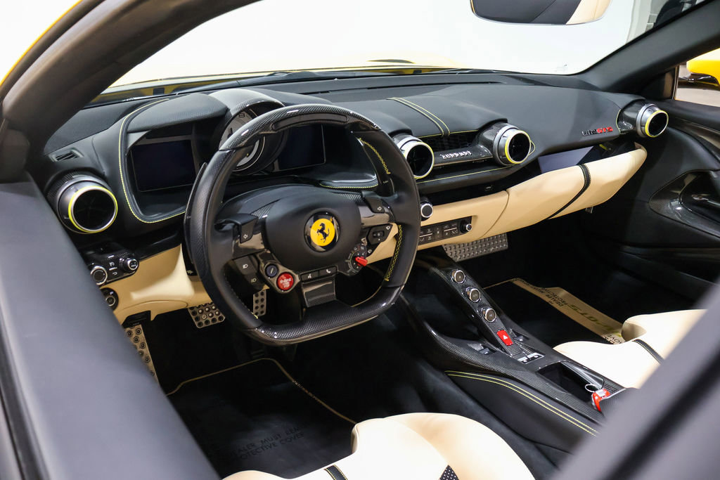 Used 2022 Ferrari 812 GTS image 97